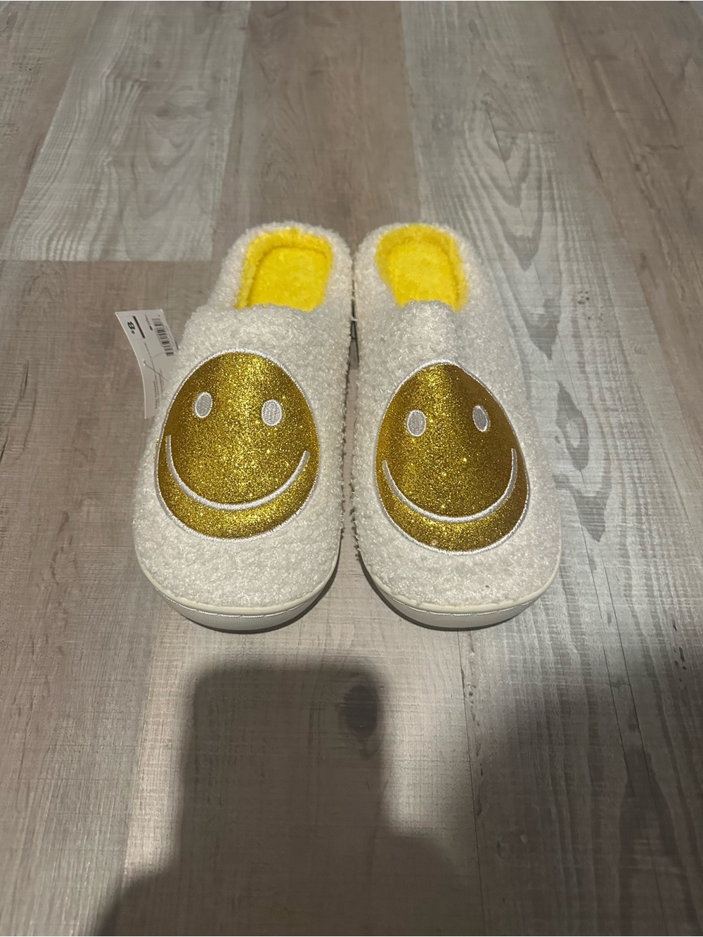 Women’s White Slip-On Slippers with Gold Smiley Accent